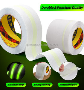 <span class=keywords><strong>Cinta</strong></span> antideslizante <span class=keywords><strong>reflectante</strong></span> que brilla en la oscuridad para peldaños de escaleras interiores <span class=keywords><strong>Cinta</strong></span> de tracción impermeable <span class=keywords><strong>transparente</strong></span> Rollo de <span class=keywords><strong>cinta</strong></span> antideslizante - Product Image 4