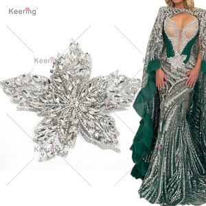WRP-120 Sắt Thủy Tinh Sang Trọng Beaeds Bạc 3D Hoa Rhinestone Đính Embellishments Cho Dresses - Product Image 1