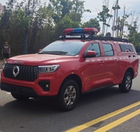 Camionnette 4x4, unité mobile de lutte contre les incendies avec réservoir d'eau et outils de lutte contre les incendies, camion de pompiers pour les incendies forestiers et les urgences rurales