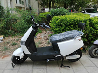 Nouvelle trottinette électrique pour adultes 2026 disponible à bas prix, deux places, deux roues, moto de course, certifiée EEC COC.