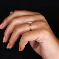 Bague de fiançailles personnalisée en or 10/14/18 carats/platine avec diamant de laboratoire taille marquise, commande minimum 1 échantillon pour les marques de bijoux