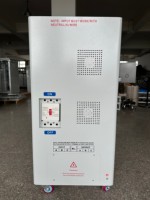 Stabilisateur de tension triphasé SVC/TNS-80KVA 75KVA 60KVA XINJIN pour hôtel et bâtiment commercial