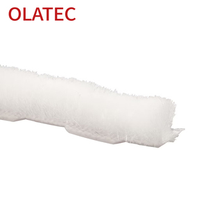 OLATEC Tira <span class=keywords><strong>de</strong></span> Sellado <span class=keywords><strong>de</strong></span> Cremallera Sin Herramientas, Cortable con Tijeras, Instalación en Menos <span class=keywords><strong>de</strong></span> 3 Minutos, Se Vende por Rollo para <span class=keywords><strong>Reparación</strong></span> <span class=keywords><strong>de</strong></span> Ventanas y Puertas del Hogar - Product Image 3