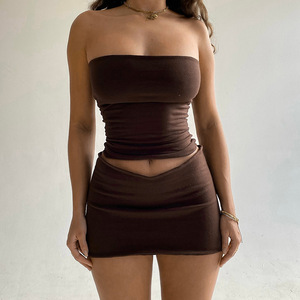 Ensemble deux pièces pour femme, haut bandeau sans bretelles avec mini-jupe taille haute de couleur nude pour les tenues de rue estivales et les sorties nocturnes - Product Image 4