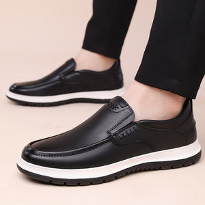 รองเท้าโลฟเฟอร์หนังลำลองสำหรับผู้ชาย พื้นยางระบายอากาศ ส้นเตี้ย เหมาะสำหรับใส่พักผ่อน - Product Image 2