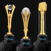 Nouveau bricolage bois de hêtre et étoile cristal Golf trophée personnalisé Cricket volley-ball métal trophée tasses en bois cheval trophées
