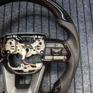 Volante Negro Piano para Toyota LC300 LC200 LC150, Compatible con Fortuner Hilux para Toyota Land Cruiser Lc80 - Product Image 3