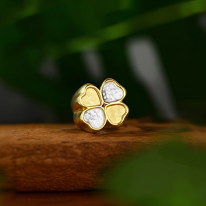 แหวนแฟชั่น ชุบทอง PVD สแตนเลสสตีล 316L ทนทาน ดีไซน์ใบโคลเวอร์สี่แฉก - Product Image 3