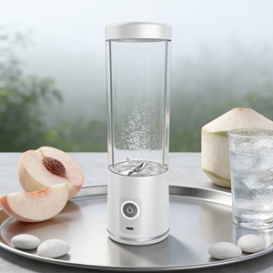 เครื่องปั่นน้ำผลไม้แบบพกพา ใช้พลังงานจาก USB ทนทาน ปราศจากสาร BPA ใบมีด 6 ใบ ทำความสะอาดตัวเองได้ ได้รับการรับรองมาตรฐาน CE/FCC ใช้ได้ทั้งในรถยนต์และกลางแจ้ง สินค้าขายดีประจำปี 2025 - Product Image 1