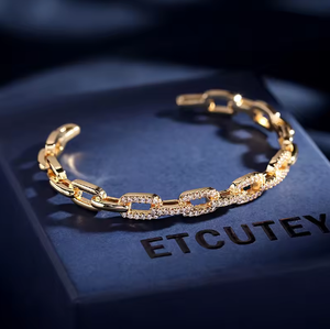 Pulsera de moda gruesa con diseño de cuerda trenzada y circonitas, brazalete abierto de oro con circonitas, joyería de boda para mujer, regalo al por mayor - Product Image 5