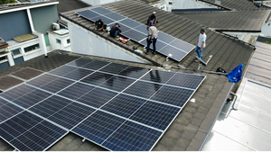 Panel Solar Transparente de Silicio Monocristalino PERC de 550W, Solar Ja Solar, Longhi Qcell <span class=keywords><strong>Hanwha</strong></span>, Garantía de 25 Años, 1500VDC - Product Image 4