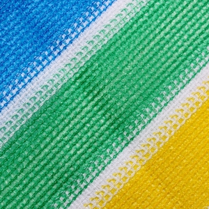 <span class=keywords><strong>Voile</strong></span> <span class=keywords><strong>d</strong></span>'<span class=keywords><strong>ombrage</strong></span> agricole à multiples spécifications avec des rayures alternées jaunes, vertes et bleues - Product Image 5
