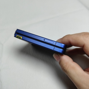 Teléfono US Good Z Flip 7 5G, 12GB RAM, 256GB/512GB ROM, Pantalla de 6.9 Pulgadas, Diseño Plegable, Desbloqueo Facial, CDMA LTE, Excelente Estado de la Batería - Product Image 3