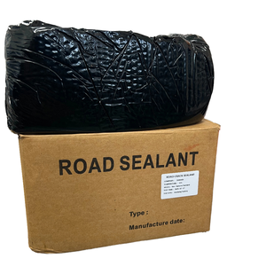 Autobahn Straßen instandhaltung Bitumen Flüssig riss füllung Asphalt Schlag loch Reparatur kleber für Asphalt Straßen reparaturen - Product Image 1