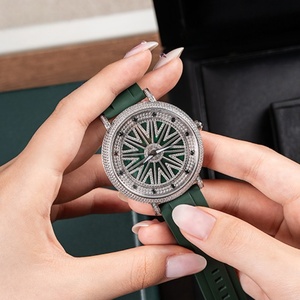 Montre élégante de luxe en quartz pour homme et femme, entièrement sertie de zircons, de diamants et de cristaux de saphir, étanche, pour un usage quotidien - Product Image 2