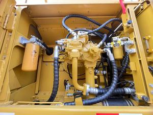Excavatrice CAT 349D2 L avec godet de terrassement d'une capacité de 1,5 m³, poids opérationnel de 34 tonnes, équipement de construction lourd d'occasion - Product Image 3
