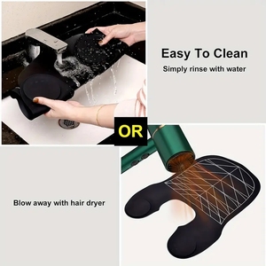 Mantella da Barbiere Impermeabile in Silicone con Spallina Grande Personalizzabile per Tintura, Lavaggio e Stiratura - Product Image 4