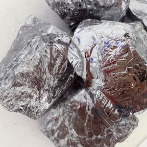 Silicium métallique en alliage de qualité Si 441 553 pour l'énergie solaire et l'électronique – Matière première de haute pureté issue d'une source métallique - Product Image 3
