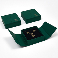 Boîte à bijoux en papier vert à double ouverture pour collier, boucles d'oreilles et bague, emballage cadeau de luxe OEM