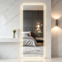 Miroir de salle de bain intelligent LED de luxe, directement de l'usine, avec éclairage tricolore et fonction anti-buée, idéal pour les villas et les hôtels (OEM/ODM)