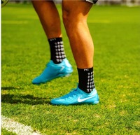Chaussettes de football Jésus-Christ personnalisées Logo croisé Grip Sports Sports Écriture personnalisée Chaussettes antidérapantes pour l'équipe de football