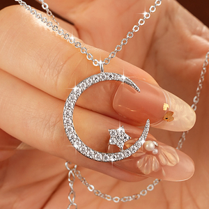 Collier pendentif pour femme, motif lune et étoile, plaqué or 14 carats, moissanite 1,8 mm, 1,6 mm et 1,3 mm, pour mariage et fiançailles - Product Image 3