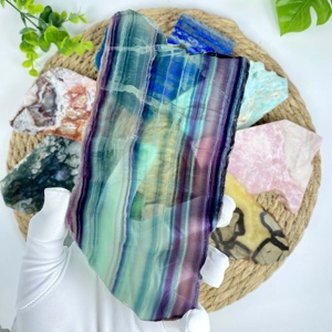 Vente en gros de pierres brutes de cristal naturel, tranche de cristal poli, plaque de pierre précieuse pour le Feng Shui, l'arrangement magique des cristaux, la décoration intérieure - Product Image 5