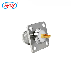 Nhà máy cung cấp <span class=keywords><strong>UHF</strong></span> nữ so239 4-lỗ Bảng điều chỉnh khung gầm mặt bích Bảng điều chỉnh núi <span class=keywords><strong>Adapter</strong></span> Hàn cup RF đồng trục <span class=keywords><strong>Coax</strong></span> nối <span class=keywords><strong>adapter</strong></span> - Product Image 2