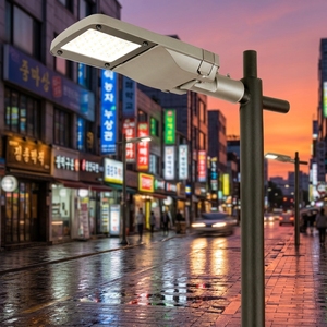 Farola LED Inteligente SLR06, IP65 Impermeable, Luz de Jardín para Exteriores con Sensor Fotoeléctrico, Iluminación de Área de Aluminio Fundido a Presión - Product Image 1