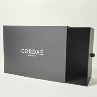 Grand emballage de luxe blanc mat estampage à chaud en relief logo personnalisé noir tiroir coulissant boîte-cadeau pour sacs éponge célèbre dame