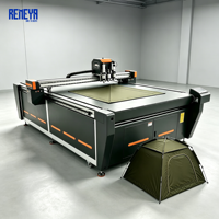 Cutter CNC à plateau plat pour la réduction de la consommation d'énergie, conçu pour les tissus PE multicouches à haute densité avec contrôle de grammage élevé - Cutter REMEYA