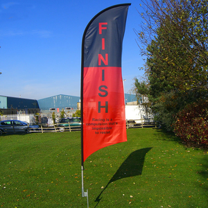 Bandera de viento Base cruzada con bolsa de agua Personalizada Fácil de llevar Protección UV Pluma Flying Banner para carrera - Product Image 6