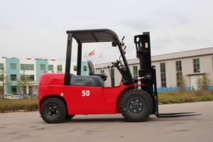 מלגזה דיזל כבדה 5000 ק\\\"ג 5 טון גובה הרמה 3 מטר 6 מטר עם הזזת צד CE ISO לבניית נמל מלגזת דיזל - Product Image 2