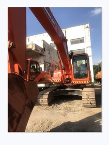 รถขุดไฮดรอลิก Doosan DH220-7 มือสองคุณภาพสูง อุปกรณ์ก่อสร้างไฮดรอลิก รถขุดสำหรับงานวิศวกรรม - Product Image 1