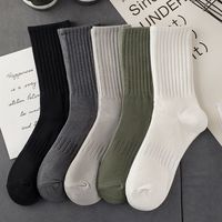 Chaussettes anti-odeur pour hommes en gros, chaussettes mi-mollet d'automne, absorbantes, respirantes, anti-boulochage, pour le sport