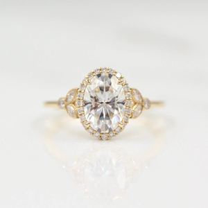 แหวนทองแข็งสำหรับผู้หญิงขายส่ง10K 14K 18K กับ VVS Moissanite หิน - Product Image 1