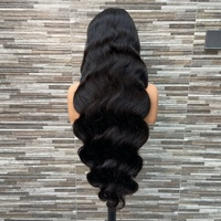 Perruque en cheveux naturels indiens en gros, ondulée, peut être permanentée et teinte en noir, perruque frontale en dentelle 13*4