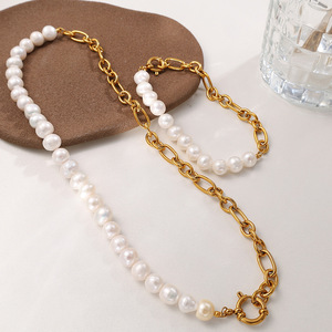 ชุดสร้อยคอเหล็กไทเทเนียมประดับมุกน้ำจืด สายลูกปัดสีขาว ใส่ได้ทุกวันสำหรับทุกเพศ - Product Image 1