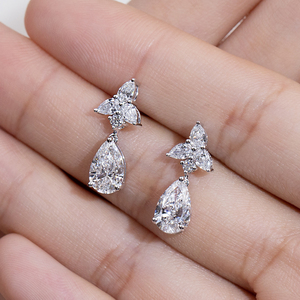 ต่างหูเพชรทรงกลมและทรงหยดน้ำทองคำขาว 9K รุ่น MSE-891 จาก Messi Jewelry สำหรับผู้หญิง - Product Image 4