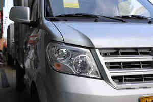 DFSK EC31 RHD Camión Ligero Eléctrico Euro 6 4x2 con Carrocería de Furgoneta, Cámara Trasera, Vehículo de Carga de Nueva Energía - Product Image 2