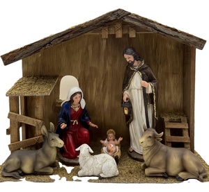 Figurines Catholiques En Gros Personnalisé Résine Artisanat Bébé Jésus Marie Joseph Sainte Famille Nativité Ensemble avec Bois Stable - Product Image 3