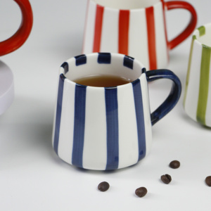 Ensemble <span class=keywords><strong>de</strong></span> tasses à café en céramique rayées vintage, rouge, vert, bleu, tasse en porcelaine peinte à la main pour la maison, le bureau, le petit-déjeuner, le thé, le lait, les boissons - Product Image 2