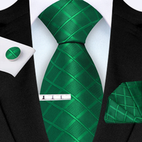 Ensemble de cravates classiques polyvalentes pour hommes, à motifs écossais unis |   Ensemble de 4 pièces : cravate, pochette de costume, boutons de manchette et pince à cravate, disponible en plusieurs couleurs