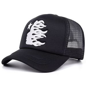 Casquette de baseball la plus vendue, casquette de sport d'extérieur en maille avec motif brodé, style américain, casquette trucker respirante en maille - Product Image 1