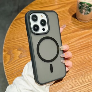 Prix de gros de l'étui Magetic pour <span class=keywords><strong>iPhone</strong></span> 14 13 Pro Magnetic PC TPU Hybrid Fast Charging Case pour <span class=keywords><strong>iPhone</strong></span> 15 Pro max Phone Case - Product Image 2
