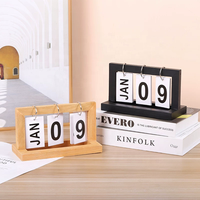 Calendrier de bureau en bois personnalisé 365 jours avec support de style simple pour la décoration de bureau