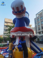 Oncle géant de belle conception Sam sur des ballons patriotiques gonflables de ballon de fusée à vendre