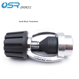 Adaptateur Din à Yoke 1 pièce Régulateur de <span class=keywords><strong>plongée</strong></span> <span class=keywords><strong>sous</strong></span>-<span class=keywords><strong>marine</strong></span> Accessoires de réservoir 1er étage avec <span class=keywords><strong>bouchon</strong></span> anti-poussière - Product Image 2