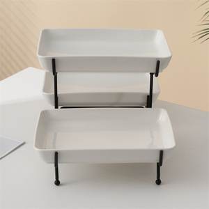 Piatto da portata <span class=keywords><strong>per</strong></span> dessert snack ristorante dell'hotel piatti <span class=keywords><strong>in</strong></span> <span class=keywords><strong>ceramica</strong></span> a 3 livelli con supporto <span class=keywords><strong>in</strong></span> metallo - Product Image 3