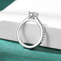 Bague en moissanite plaquée platine 1 carat de forme elliptique, bague de fiançailles tendance pour femme avec certification GRA